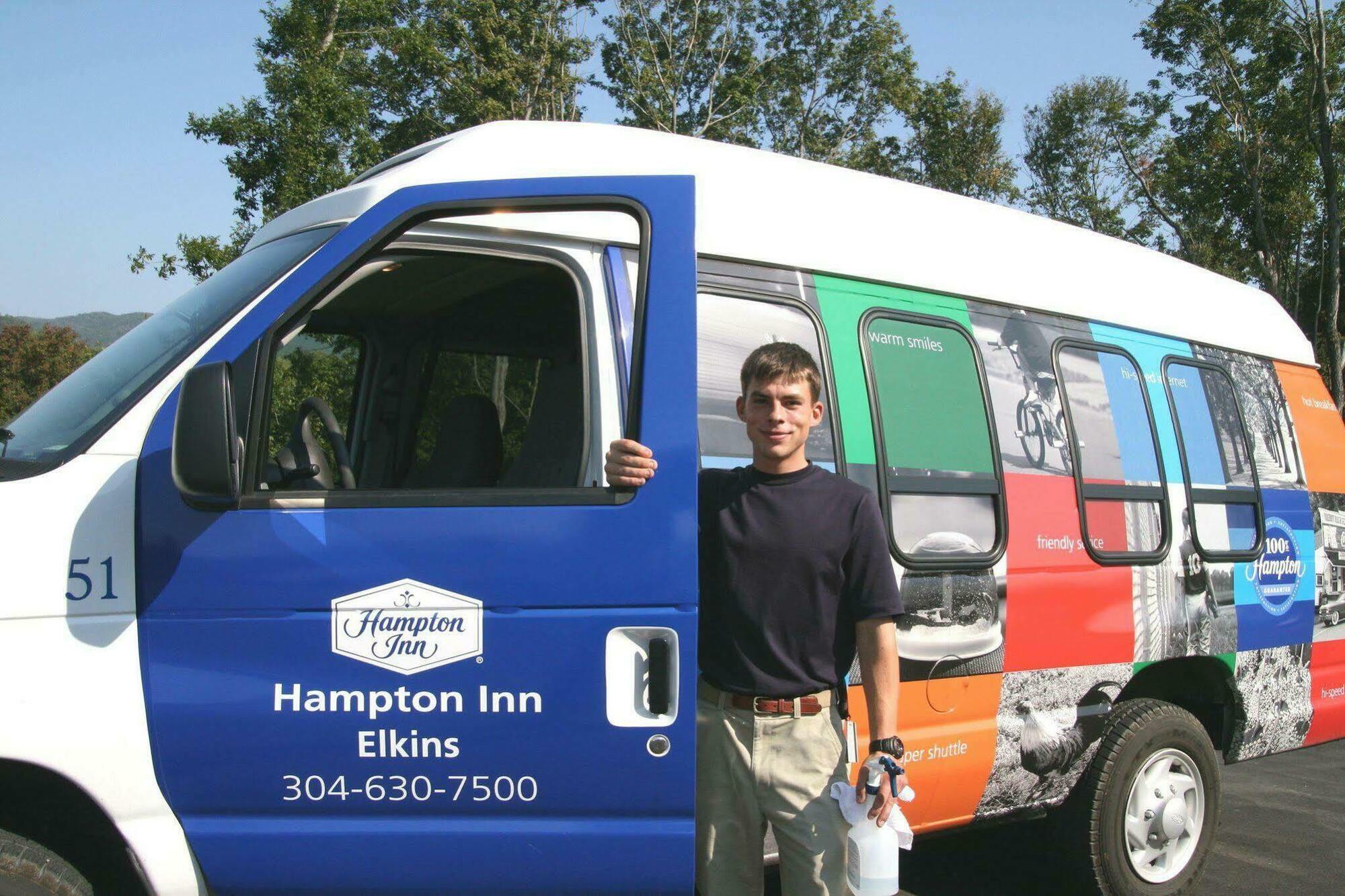 Hampton Inn Elkins Exteriör bild
